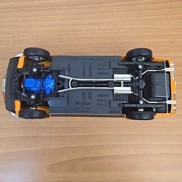 Maisto 1970 Ford Mustang Mach 1 Twister Special Diecast | Orange 1:18 Scale - Picture 12 of 13